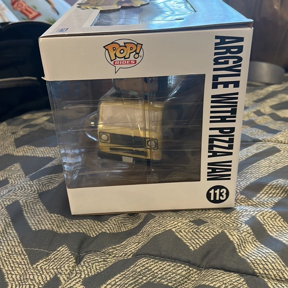 Stranger Things Argyle Pizza Van Funko Pop - Picture 3 of 7
